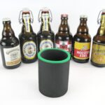 Ein Getränkekühler für 0,33L kurze Bierflaschen Schwarz