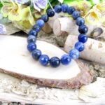 Wunderschönes Armband aus Solidath-Perlen 8mm für Frau und Mann - Größe M