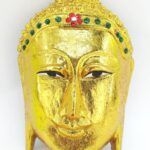 Eine wunderschöne goldene XL Buddha Maske aus Echtholz