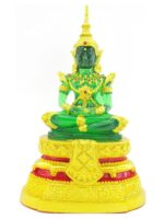 Ein großer "Smaragd-Buddha" (Phra Kaeo Morakot) Sommerzeit